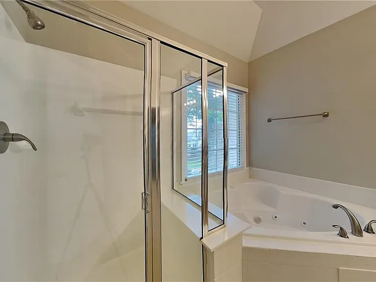 3930 Summit Gate Dr — Photo 12