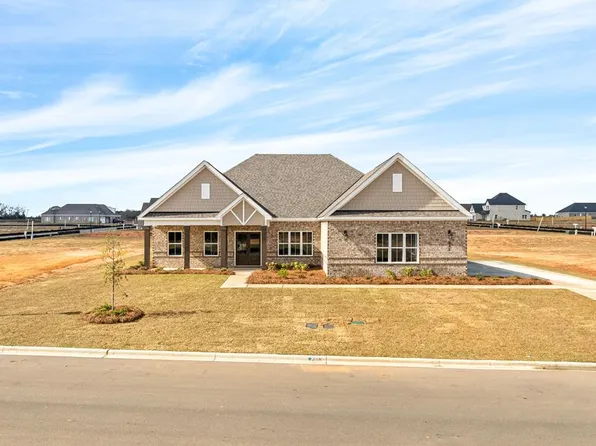 355 Chicory Ln, Dothan, AL 36305