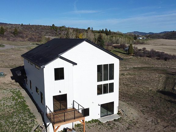 4th image of 1216 Discovery Cir