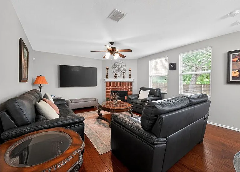 9601 Euclid Dr — Photo 12