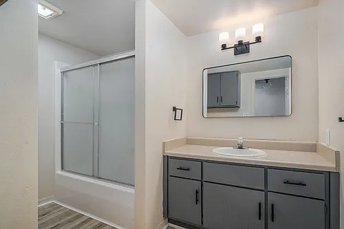 111 N Market St #5 Photo 1