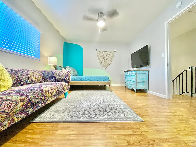1446 Grand Ave — Photo 15