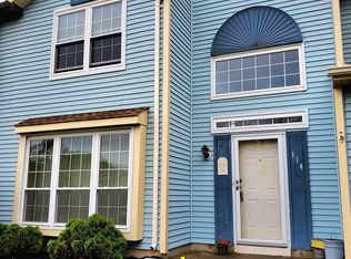 114 Crossings Way, Lindenwold, NJ 08021