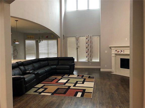 5th image of 10871 Kingsford Ln