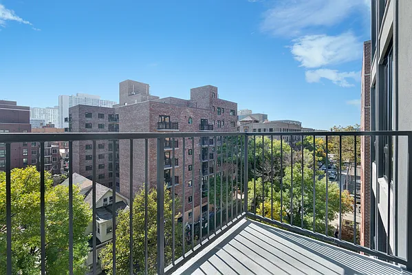 Rented by EXR | media 7