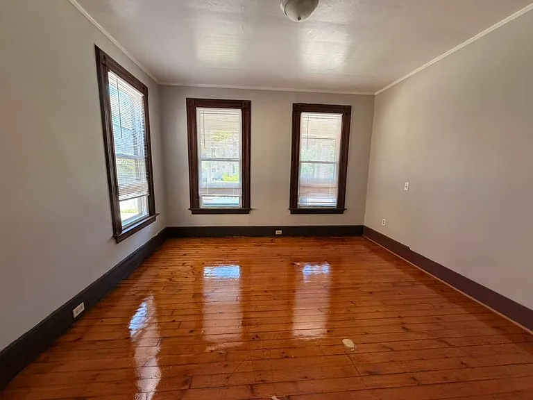 331 Edgewood Ave #1B — Photo 8
