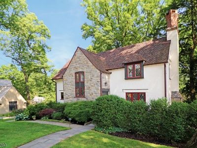 14 Oak Knoll Rd, Summit, NJ, 07901
