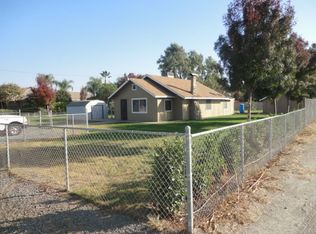 2191 Linda Vista Ave, Porterville, CA 93257
