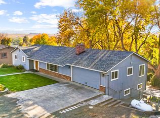 71662 SW Valley View Dr, Pendleton, OR 97801