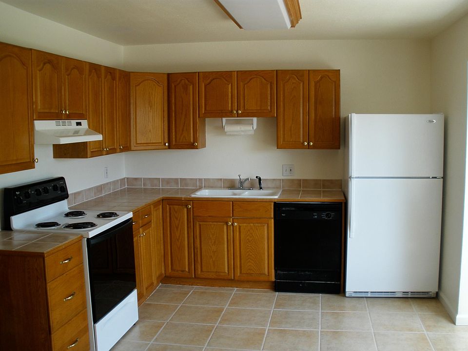 2nd image of 925 Harlequin Way