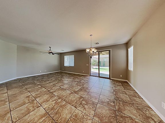 4th image of 28244 N Welton Pl