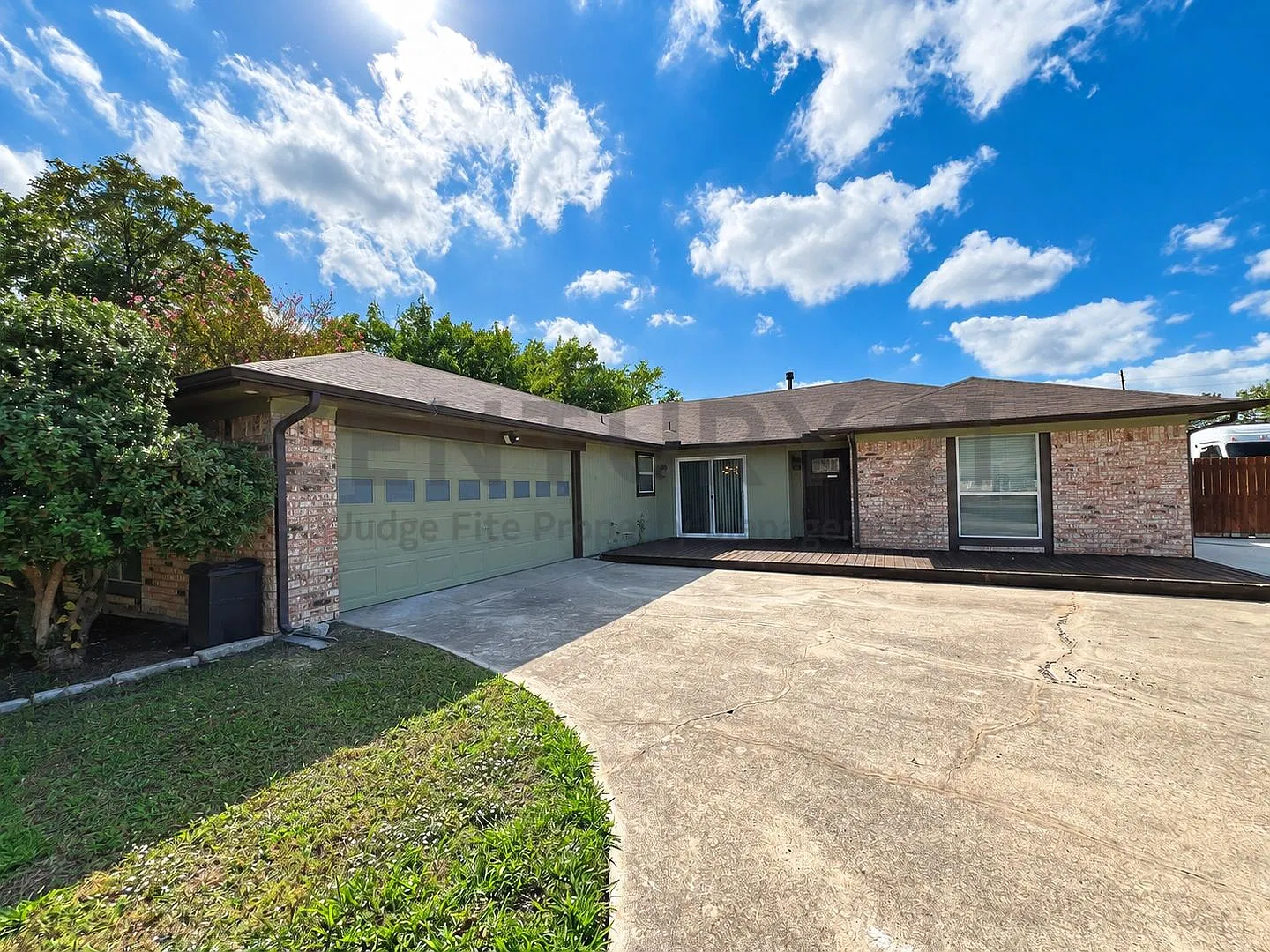 Freshly Painted 4/2/2 Gem with Sparkling In-Ground Pool Nestled in Established Denton Neighborhoo... — Photo 2