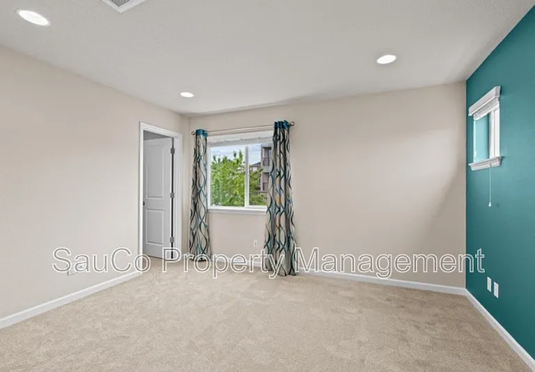 7595 NW 170th Ave — Photo 31