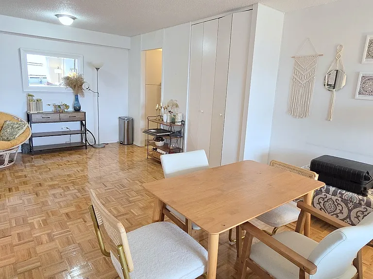 401 2nd Ave #24E — Photo 4