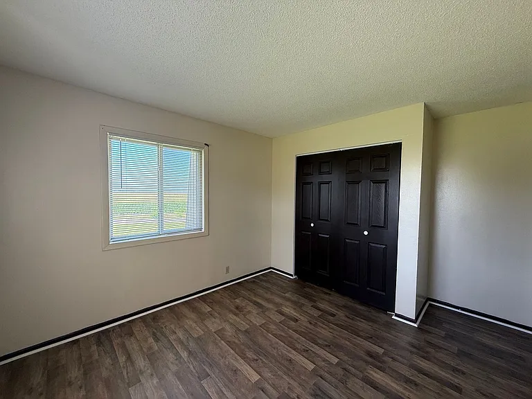 351 Southland Dr #40 — Photo 8