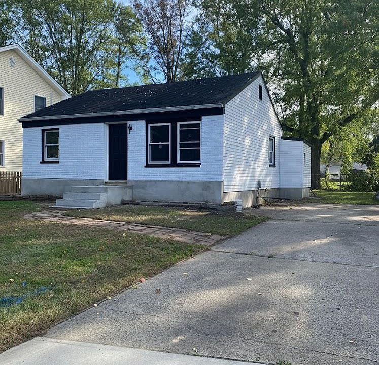 1st image of 141 Lincoln Ave
