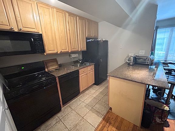 2nd image of 862 W Lill Ave APT 7