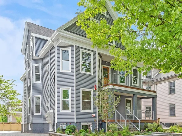 12 Foskett St #3, Somerville, MA 02144