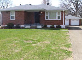8138 Blake Ln, Louisville, KY 40258