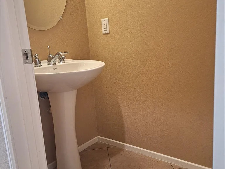 28410 Socorro St — Photo 21
