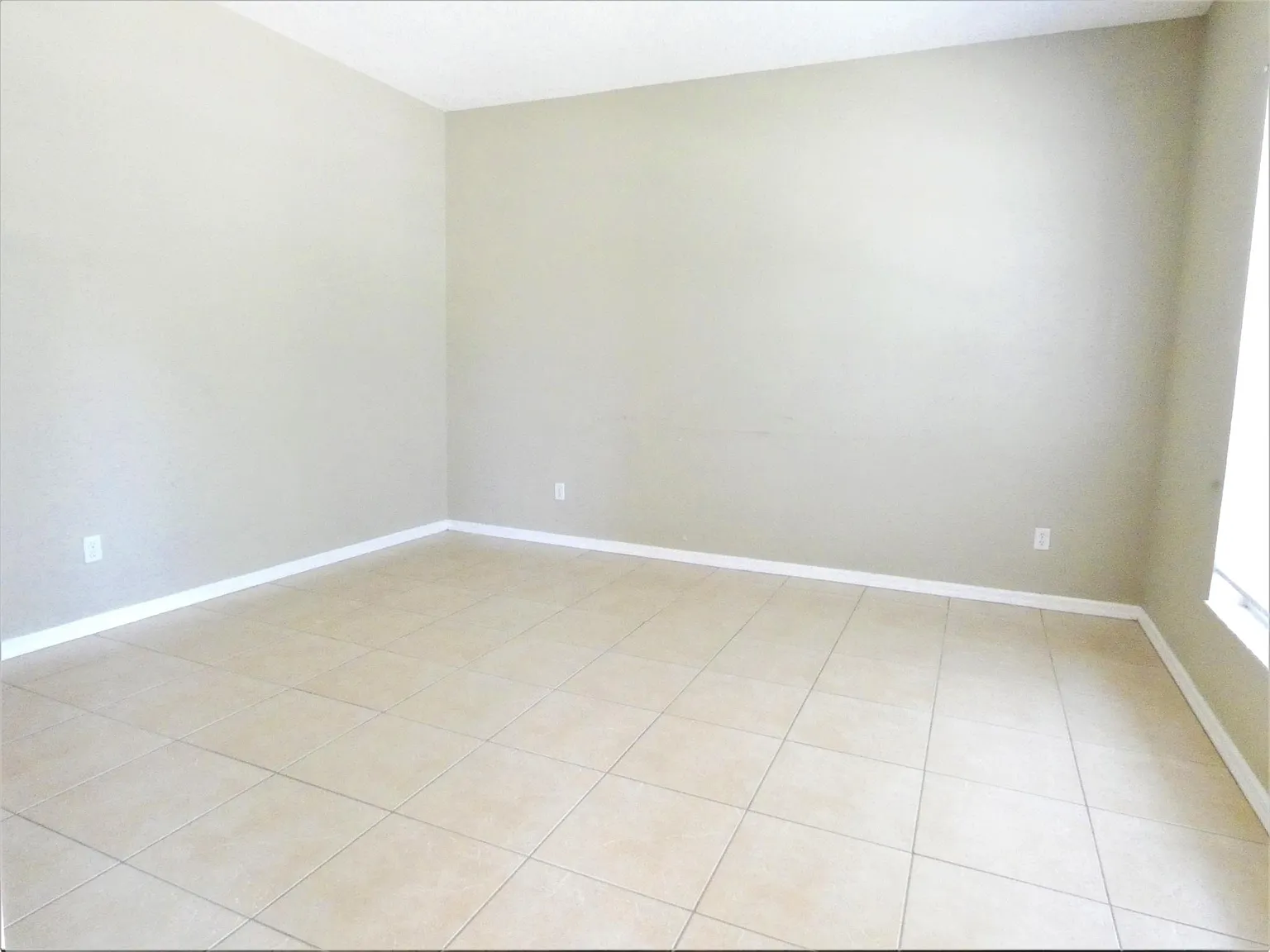 4116 Pacifica Drive — Photo 2