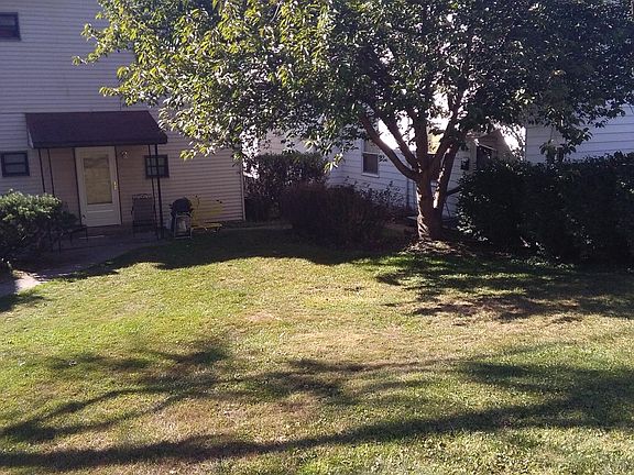 1318-A 9th Ave Back Yard