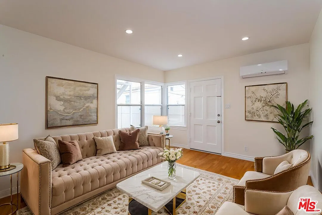 2 bed, 1.0 bath, $2,950 — Photo 1