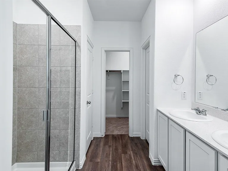 537 Robinson Way — Photo 11