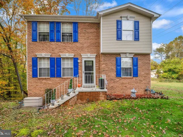 8495 Pine Blvd, Lusby, MD 20657