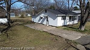 3rd image of 400 3rd St
