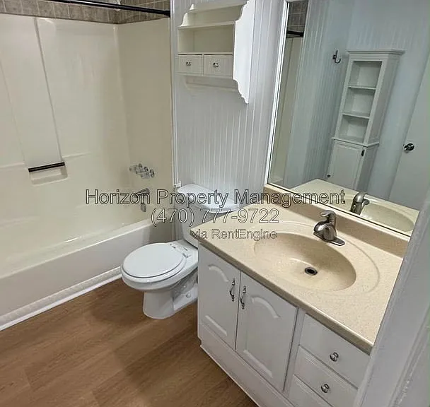 4014 White Oak Ct NW — Photo 9
