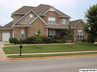 106 Natures View Ln SW, Huntsville, AL 35824
