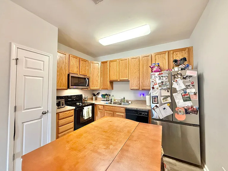 351 Gilman Ln #103 — Photo 4