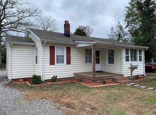 22 Rodes Ave, Sandston, VA 23150