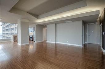 2nd image of 600 E 8th St Unit Pen