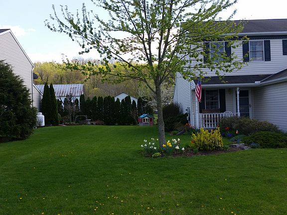 4th image of 20 Arrow Ct #L-0029