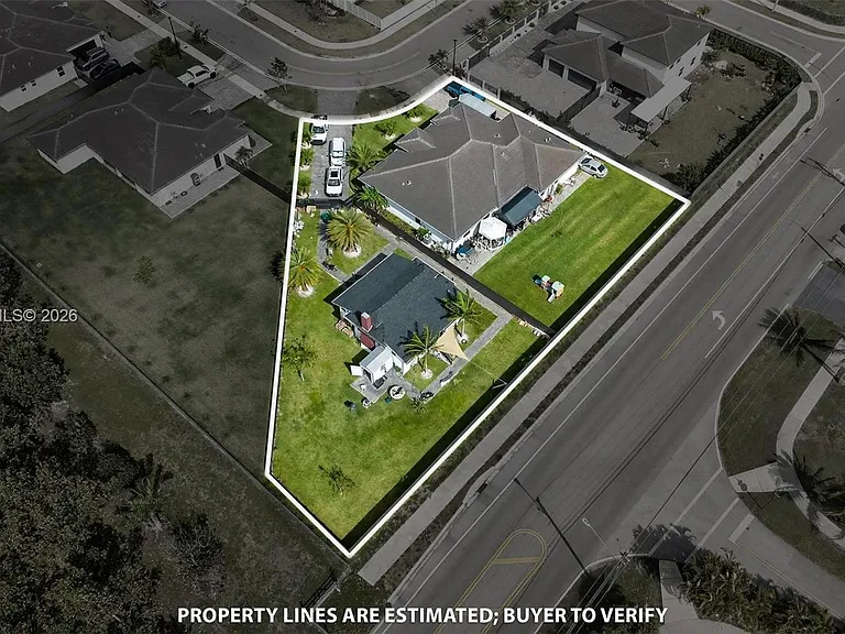 29215 SW 167th Ct — Photo 2