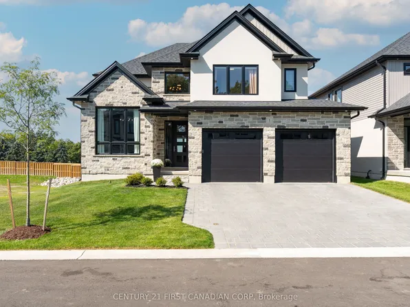 7966 Fallon Dr #1, Lucan Biddulph, ON N0M 1V0