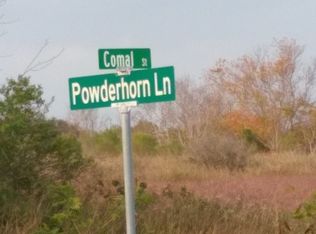61 Powderhorn Ln #2, Port Lavaca, TX 77979