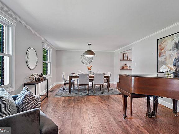 5th image of 7728 Barnstable Pl