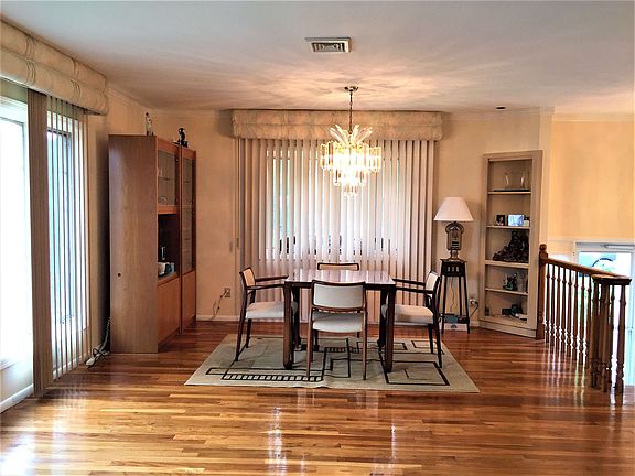 5th image of 66 Bolivar St