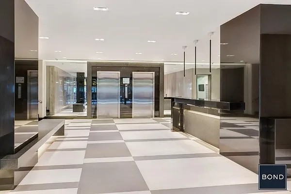 Rented by Bond New York | media 10