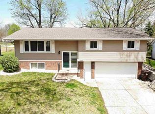 7106 N Teakwood Ct, Peoria, IL