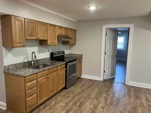 43 Liberty Place image 6 of 17