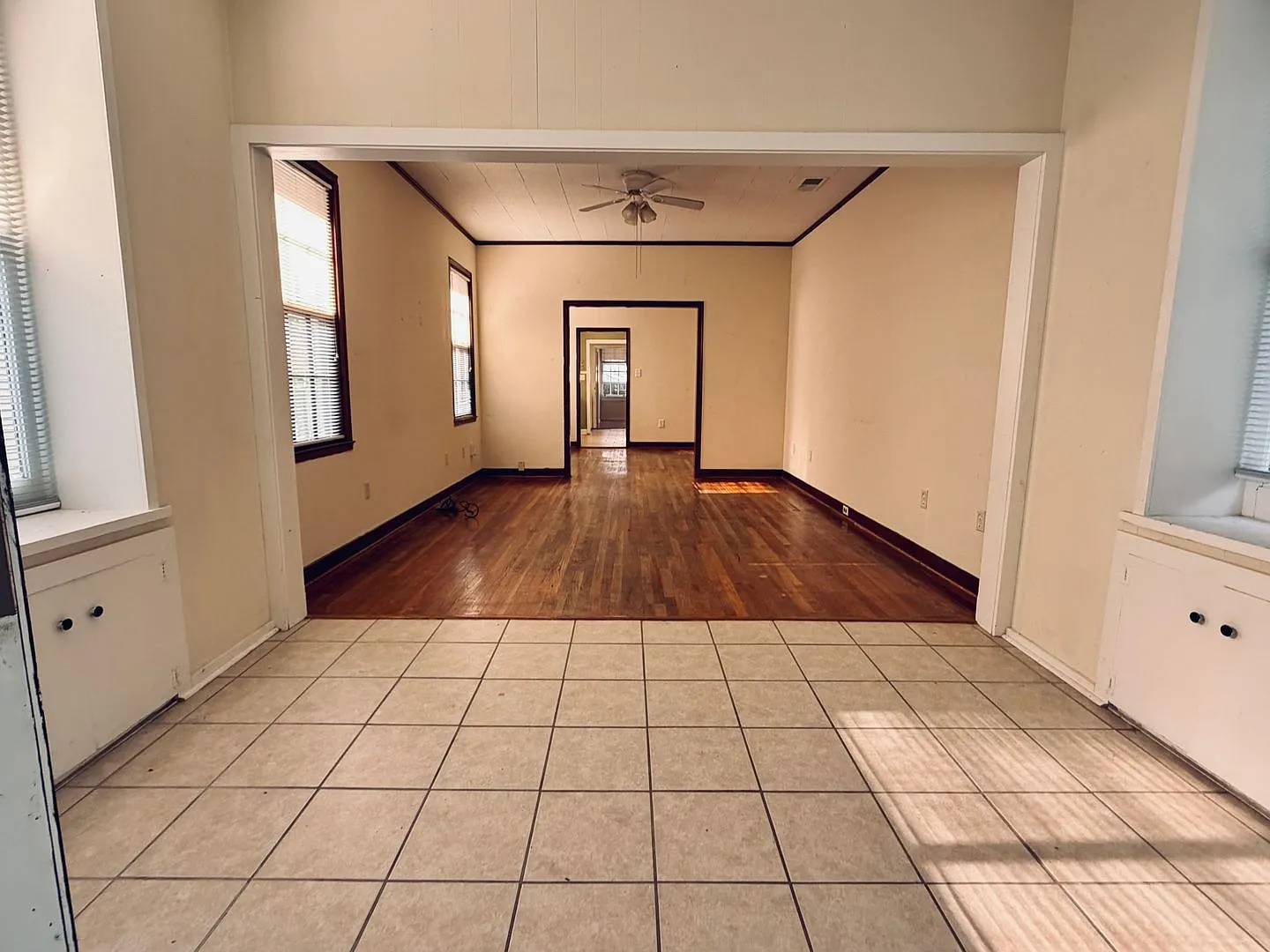 Charming 4-Bedroom Cottage Near Government Street Classic Baton Rouge Charact — Photo 2
