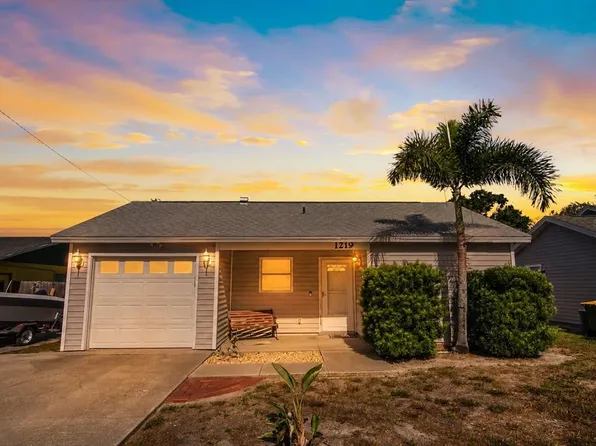 1219 Mackeral Ave, Sarasota, FL 34237