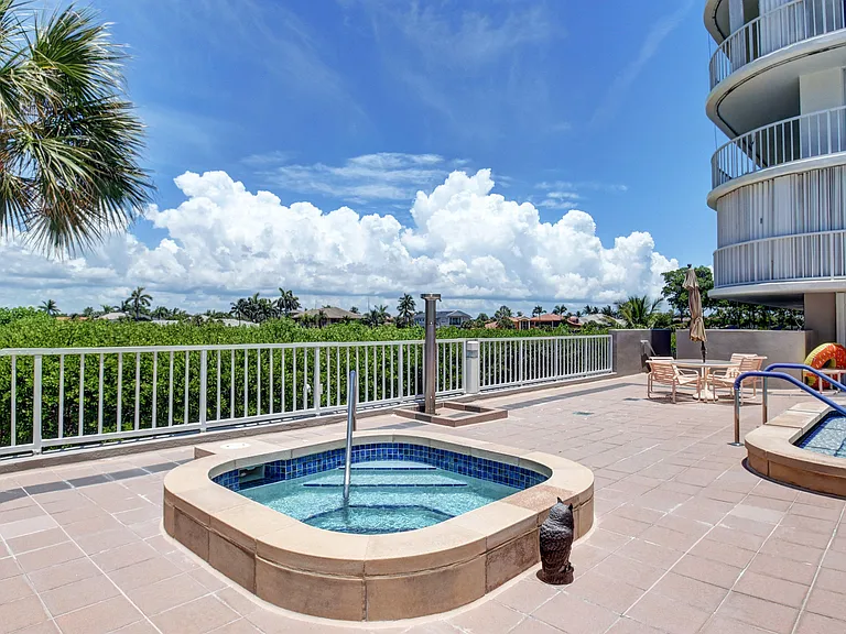 3210 S Ocean Blvd #903 — Photo 16