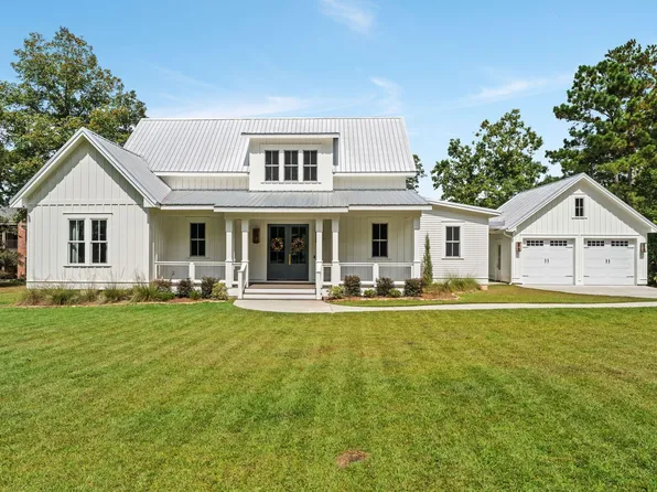 16 Bent Pebble Point, Lumberton, MS 39455