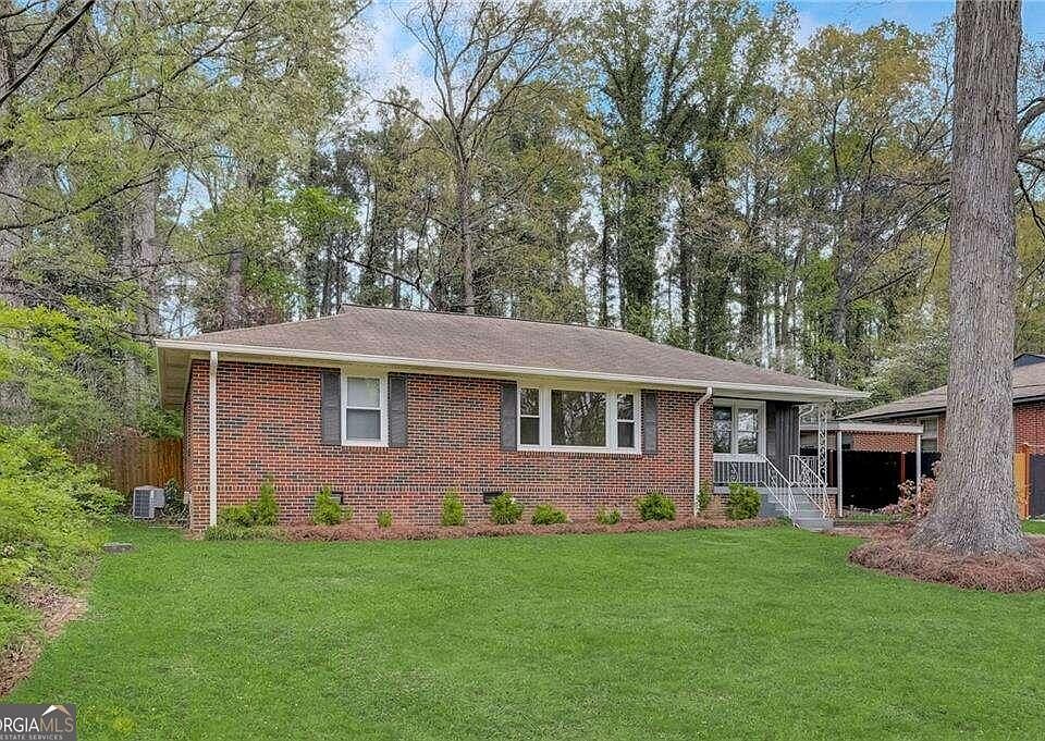 1st image of 771 Daniell Dr SE