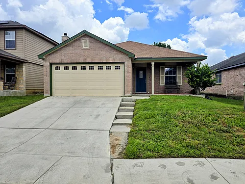 3915 Arrowwood Bnd Photo 1